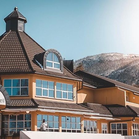 Grong Hotell Екстериор снимка